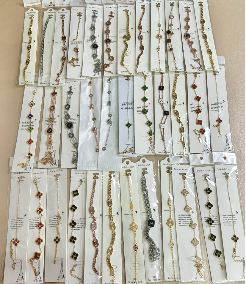 100usd get 50pcs bracelet random ship