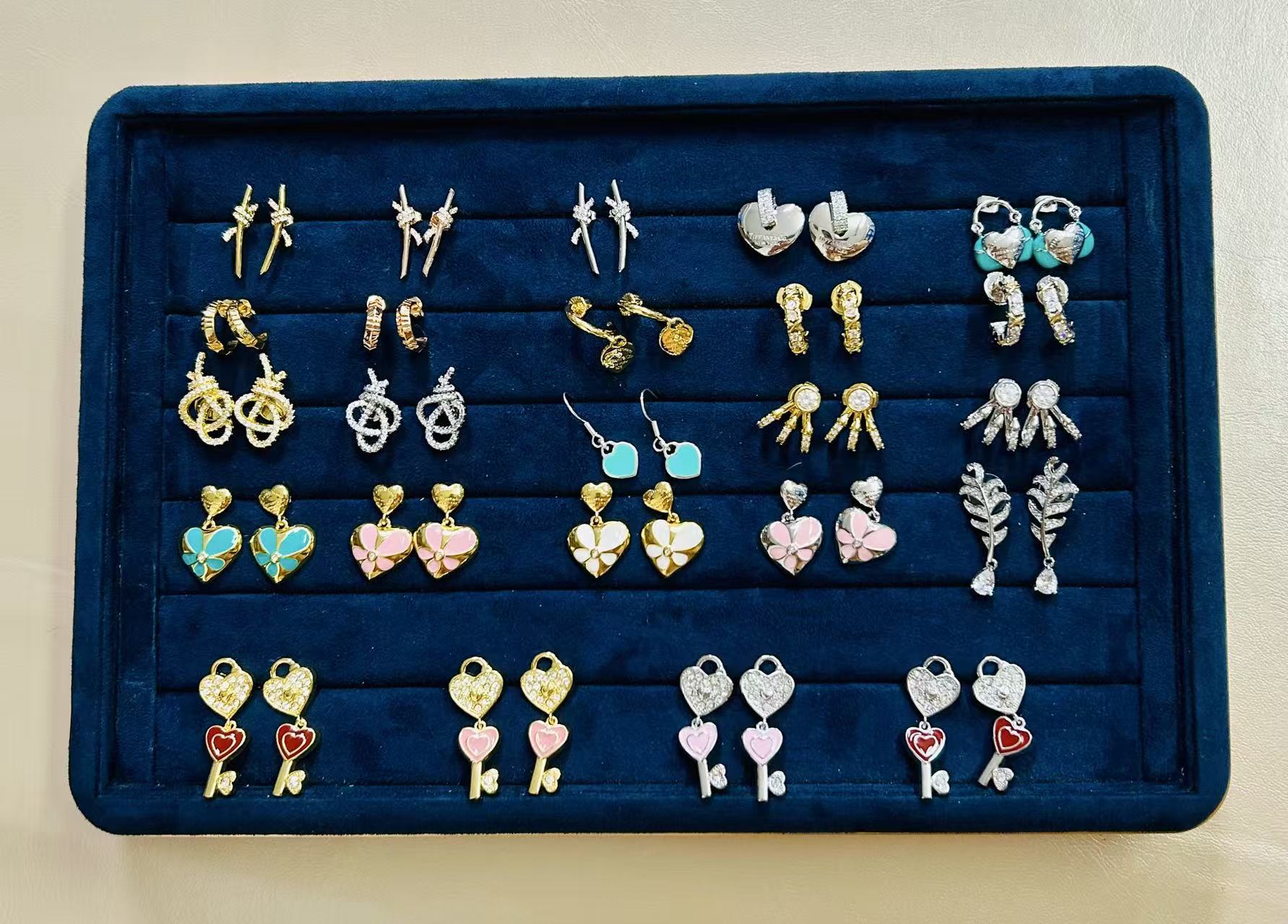 24pcs earring 199usd（copper）