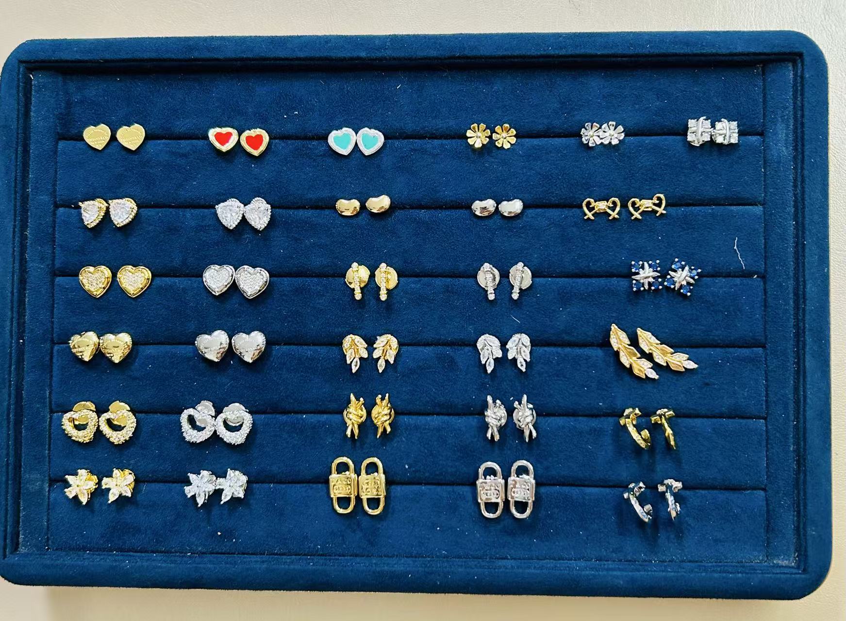 31pcs earring 199usd（copper）